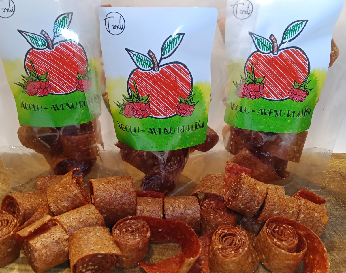Obuolių ir avietių ritinėliai 100g