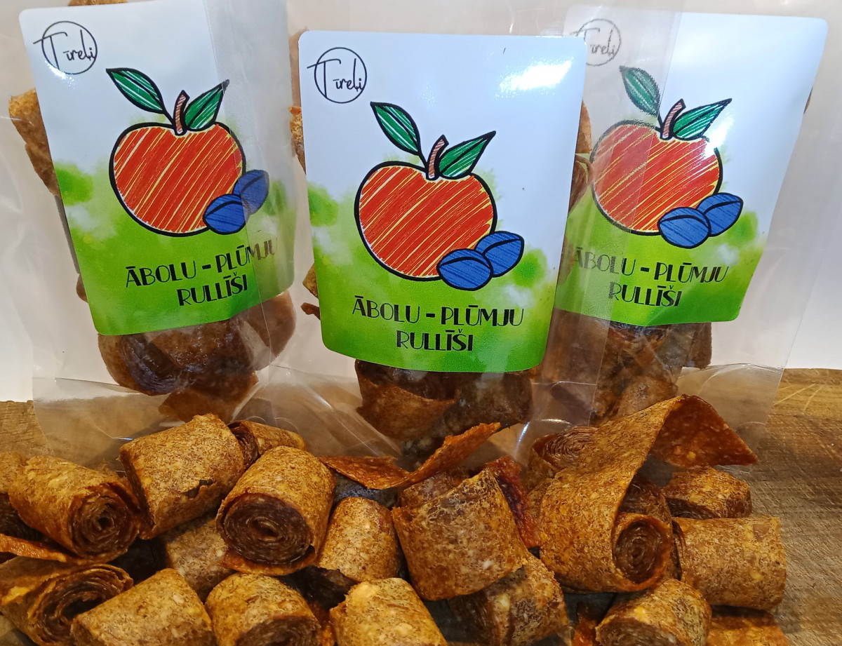 Apple and plum fruit rolls 100g